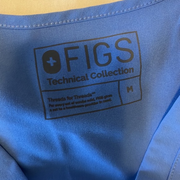 Figs Catarina Top - Picture 3 of 3